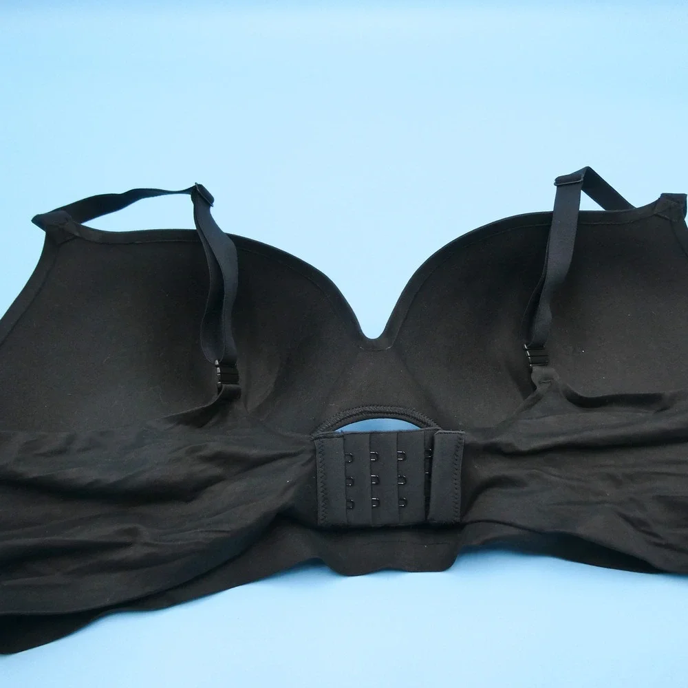 Victoria's Secret Bra‎ Womens 40D Incredible Padded No-Wire Black Nylon Blend
